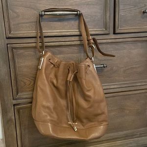 Hugo boss bag tan